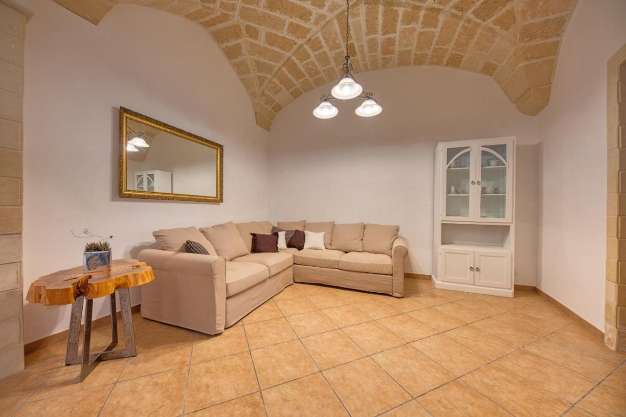 Corte Anibaldi Apartment Лечче Экстерьер фото